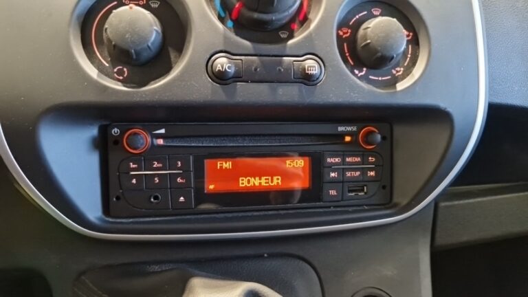 Renault Kangoo Express BLUE DCI 95 GRAND CONFORT - Image 13 (July 7, 2026)