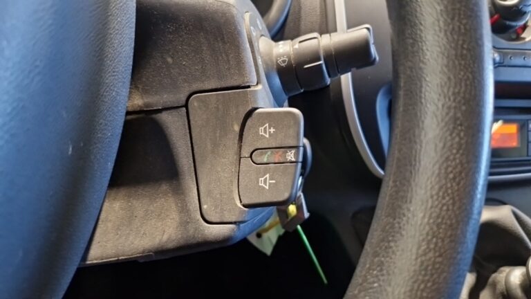 Renault Kangoo Express BLUE DCI 95 GRAND CONFORT - Image 17 (July 7, 2026)