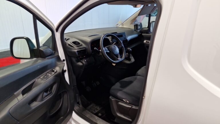 Opel combo cargo 1.5 100 CH S/S BVM5 STANDARD PACK CLIM - Image 12 (July 7, 2026)
