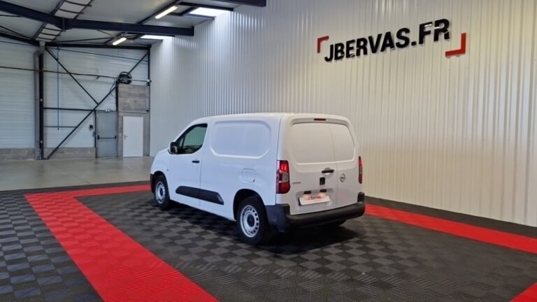 Opel combo cargo 1.5 100 CH S/S BVM5 STANDARD PACK CLIM - Image 03 (July 7, 2026)