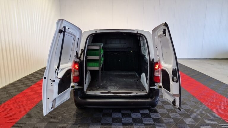 Opel combo cargo 1.5 100 CH S/S BVM5 STANDARD PACK CLIM - Image 06 (July 7, 2026)