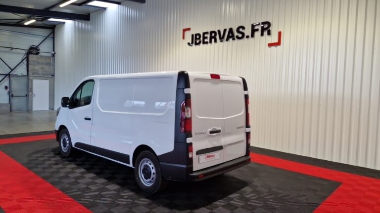 Renault Trafic 3000 kg blue dci 150 grand confort - Image 03 (July 7, 2026)