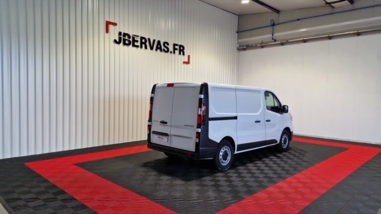 Renault Trafic 3000 kg blue dci 150 grand confort - Image 07 (July 7, 2026)