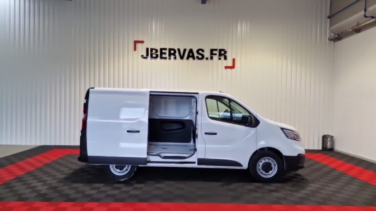Renault Trafic 3000 kg blue dci 150 grand confort - Image 09 (July 7, 2026)