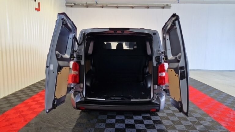 Fiat Scudo CABINE APPROFONDIE XL bluehdi 180 eat8 - Image 06 (July 7, 2026)