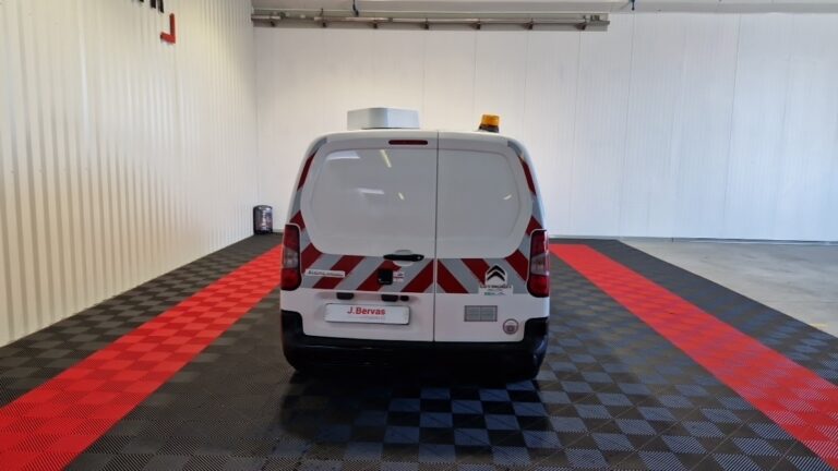 Citroën Berlingo VAN XL 950 BLUEHDI 130 SS EAT8 CLUB - Image 05 (July 7, 2026)