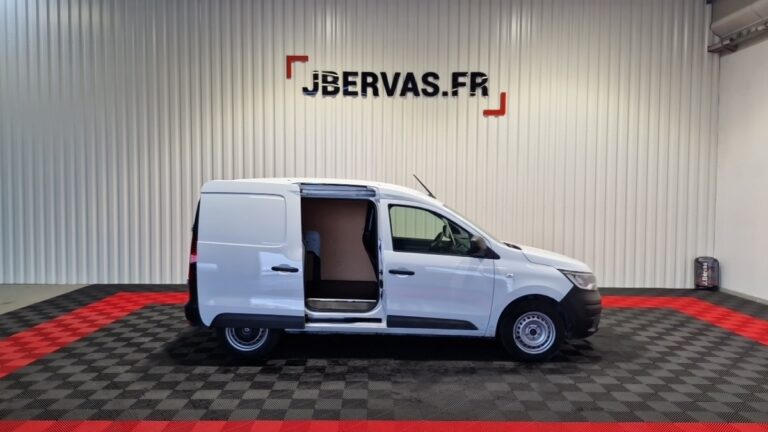 Renault Express Van TCE 100 – 22 CONFORT - Image 09 (July 7, 2026)