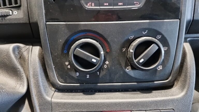 Citroën Jumper TOLE 35 BLUEHDI 140 SS BVM6 CONTROL - Image 12 (July 7, 2026)