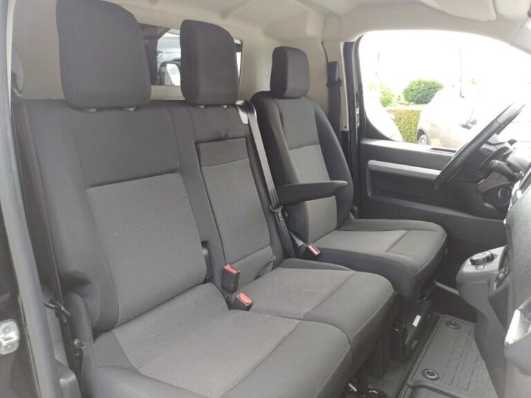 Peugeot Expert 2.0 HDI 180 - Image 14 (July 7, 2026)