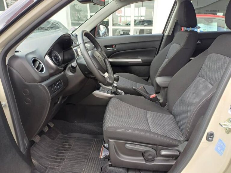 Suzuki Vitara 1.4 Boosterjet Allgrip Hybrid Privilège - Image 16 (July 7, 2026)
