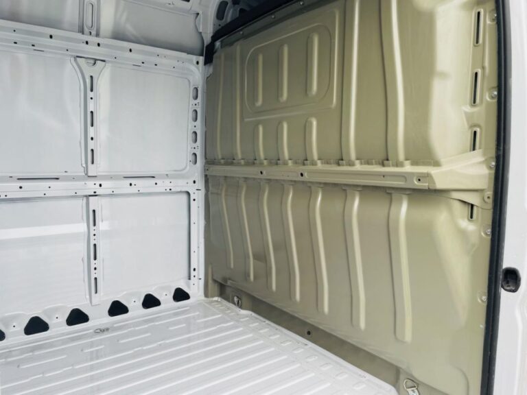 Opel Movano III 3.5T 180 Diesel Manuelle - Image 17 (July 7, 2026)