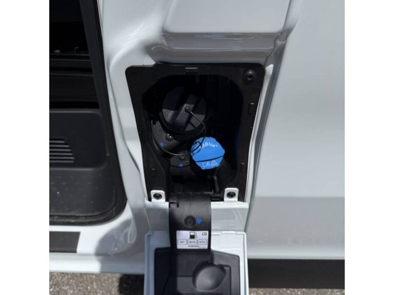 Nissan Primastar FOURGON 2T8 2.0 DCI 130 S/S BVM N-CONNECTA - Image 16 (July 7, 2026)