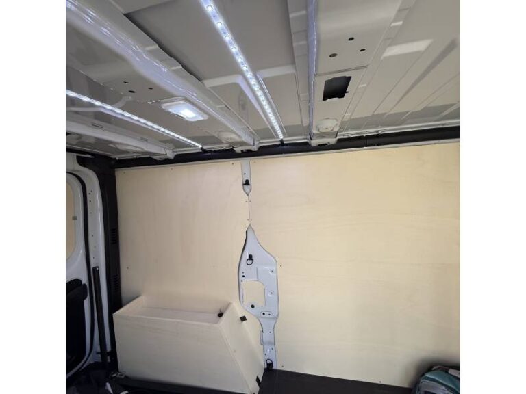 Nissan Primastar FOURGON 2T8 2.0 DCI 130 S/S BVM N-CONNECTA - Image 18 (July 7, 2026)