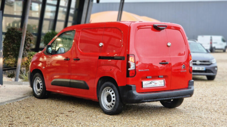 Citroën Berlingo Taille M BlueHDi 130 SetS EAT8 DRIVER - Image 16 (July 7, 2026)