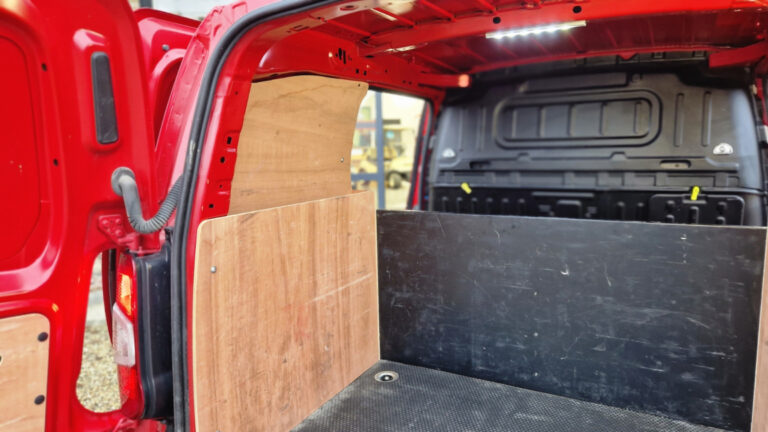 Citroën Berlingo Taille M BlueHDi 130 SetS EAT8 DRIVER - Image 18 (July 7, 2026)