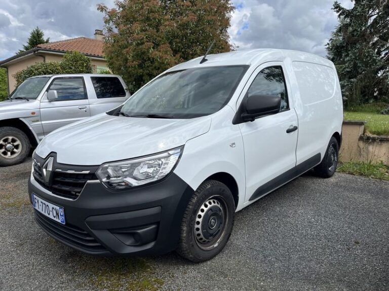 Renault Kangoo Express Confort – Blue dCi 95 - Image 01 (July 7, 2026)