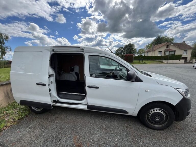 Renault Kangoo Express Confort – Blue dCi 95 - Image 04 (July 7, 2026)