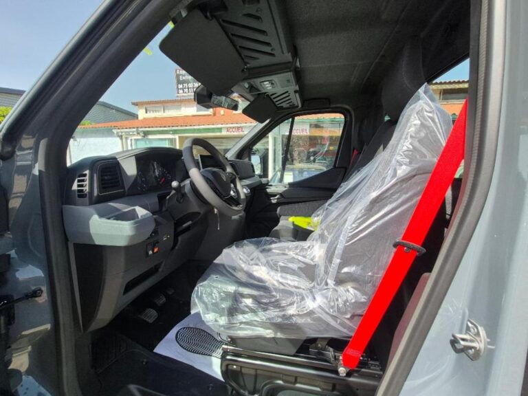 Renault Master RED DEPANNEUSE 170 CARTE BLANCHE - Image 19 (July 7, 2026)