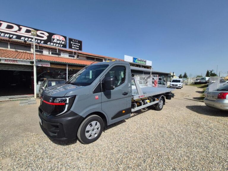 Renault Master RED DEPANNEUSE 170 CARTE BLANCHE - Image 05 (July 7, 2026)