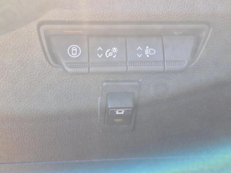 Renault Master 170 CV DEPANNEUSE PLATEAU FIXE CARTE BLANCHE CLIM REGUL - Image 20 (July 7, 2026)