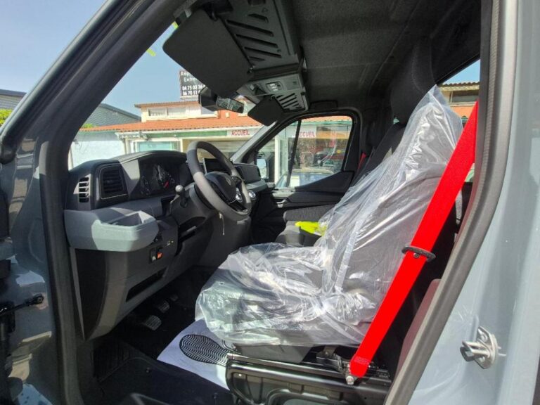 Renault Master RED DEPANNEUSE 170 CV EXTRA - Image 19 (July 7, 2026)