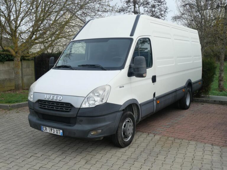 Iveco 35C13 DAILY 2.3 127 CH 8 CV - Image 02 (July 7, 2026)