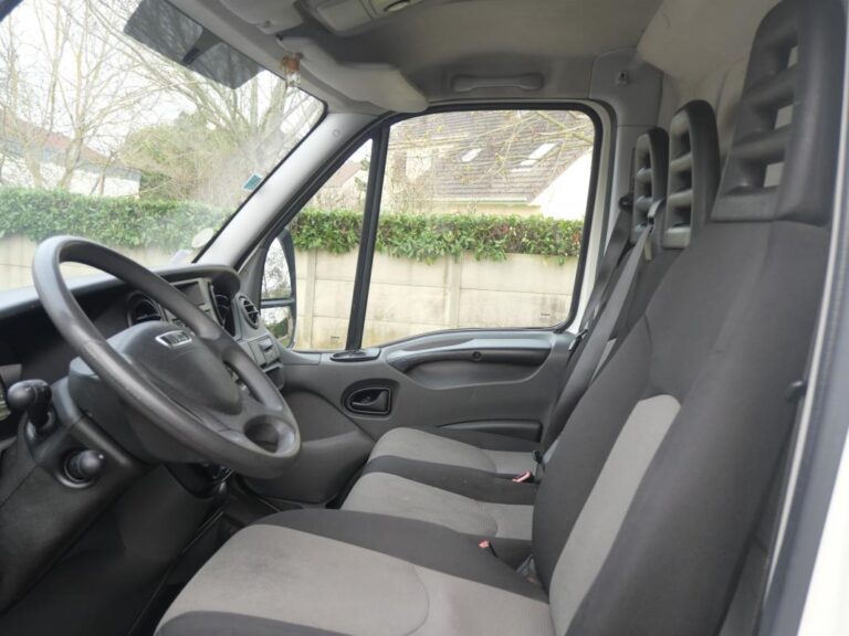 Iveco 35C13 DAILY 2.3 127 CH 8 CV - Image 06 (July 7, 2026)