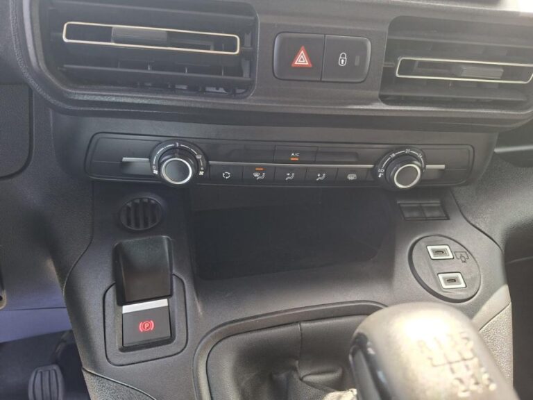 Peugeot Partner III Taille XL 950kg BlueHDi 100 S&S BVM6 - Image 19 (July 7, 2026)