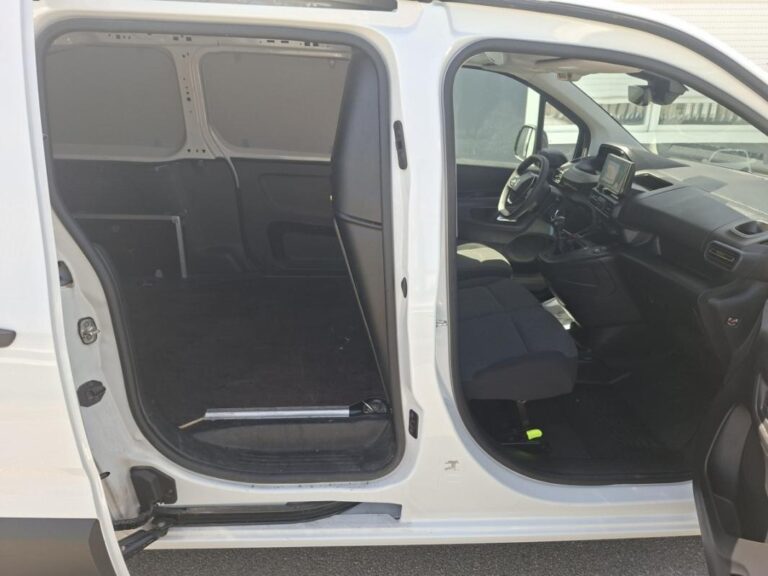 Peugeot Partner III Taille XL 950kg BlueHDi 100 S&S BVM6 - Image 08 (July 7, 2026)