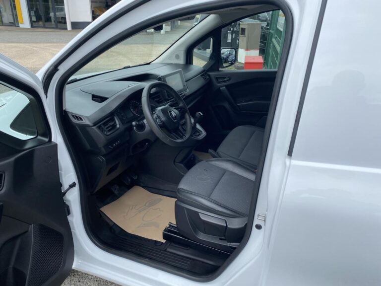 Renault Kangoo 3 VAN L2 BLUE DCI 115 GRAND CONFORT - Image 19 (July 7, 2026)