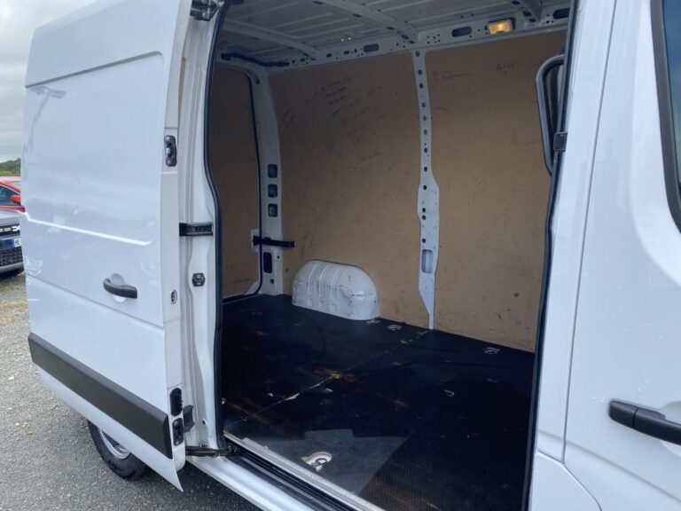 Renault Master III BLUE DCI 135 CONFORT - Image 10 (July 7, 2026)