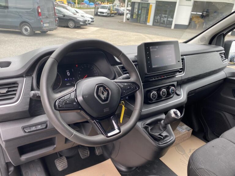 Renault Trafic III BLUE DCI 130 GRAND CONFORT - Image 19 (July 7, 2026)