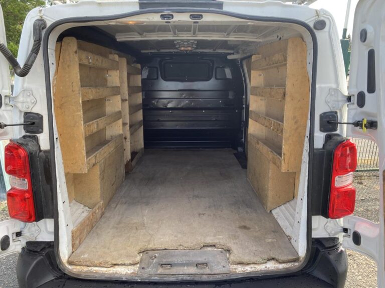 Citroën Jumpy 2.0 BLUE HDI 120 XL CLUB - Image 12 (July 7, 2026)