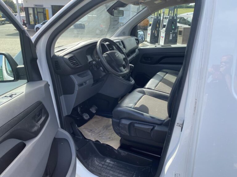 Citroën Jumpy 2.0 BLUE HDI 120 XL CLUB - Image 19 (July 7, 2026)