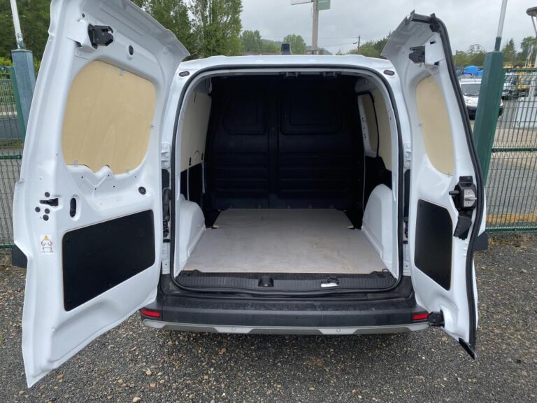 Renault Kangoo 3 VAN EXTRA BLUE DCI 95 - Image 14 (July 7, 2026)