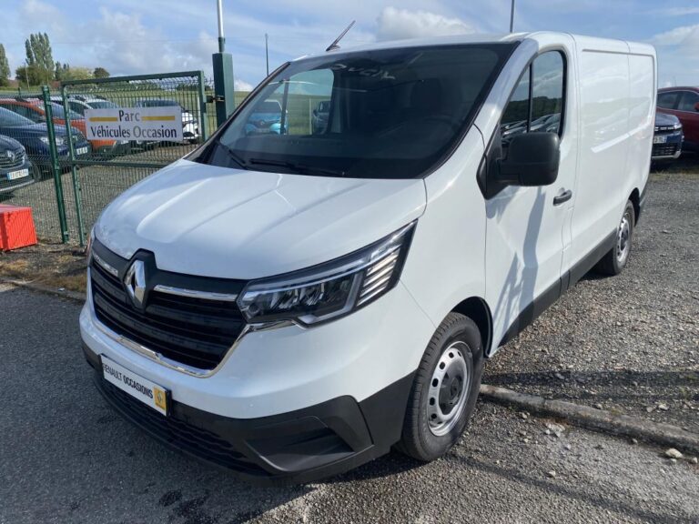 Renault Trafic III 3T BLUE DCI 150 CONFORT - Image 01 (July 7, 2026)