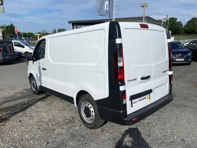 Renault Trafic III 3T BLUE DCI 150 CONFORT - Image 04 (July 7, 2026)