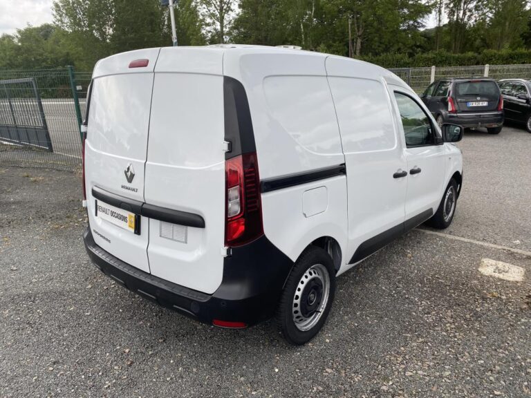 Renault Kangoo EXPRESS VAN CONFORT BLUE DCI 95 - Image 03 (July 7, 2026)