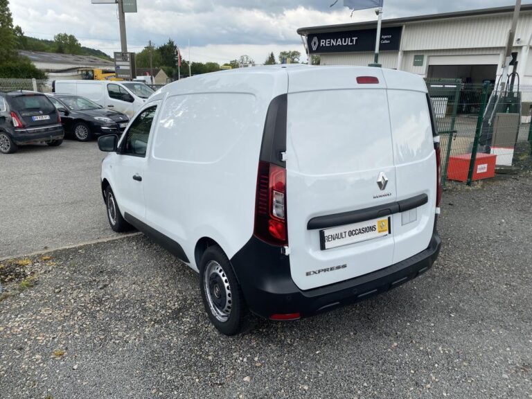 Renault Kangoo EXPRESS VAN CONFORT BLUE DCI 95 - Image 04 (July 7, 2026)