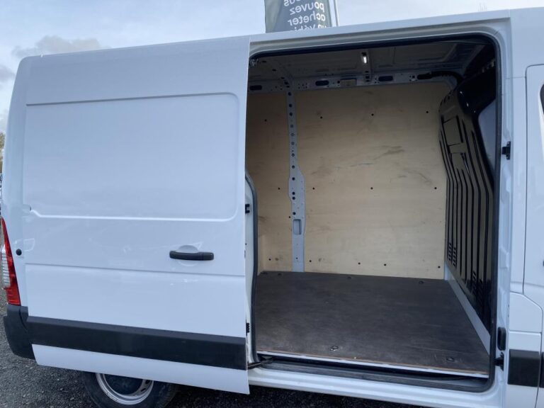 Renault Master III BLUE DCI 135 CONFORT - Image 13 (July 7, 2026)