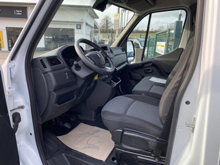 Renault Master III BLUE DCI 135 CONFORT - Image 16 (July 7, 2026)