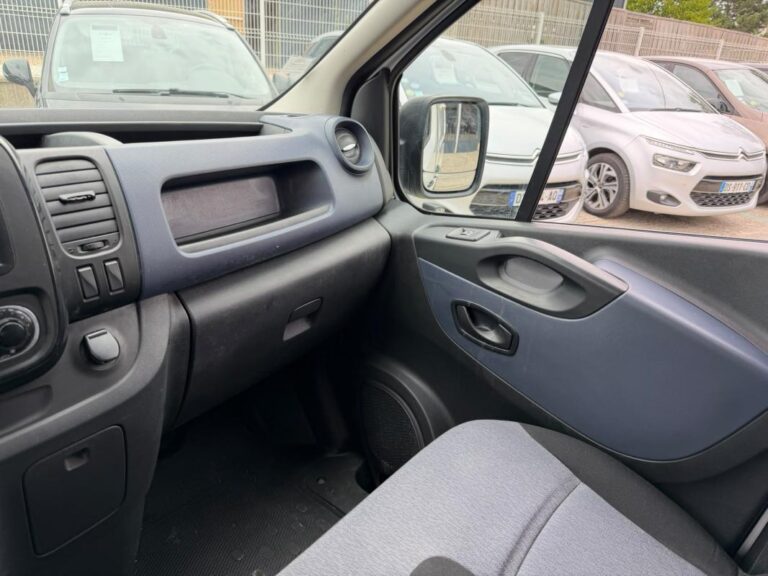 Opel Vivaro 1.6 CDTi 145 CV. 16V TVA RECUPERABLE - Image 13 (July 7, 2026)