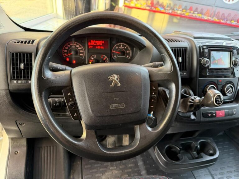 Peugeot Boxer III 330 2.0 BlueHDi 16V 163 CV. S&S Fourgon court - Image 18 (July 7, 2026)