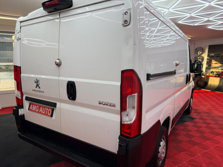 Peugeot Boxer III 330 2.0 BlueHDi 16V 163 CV. S&S Fourgon court - Image 04 (July 7, 2026)