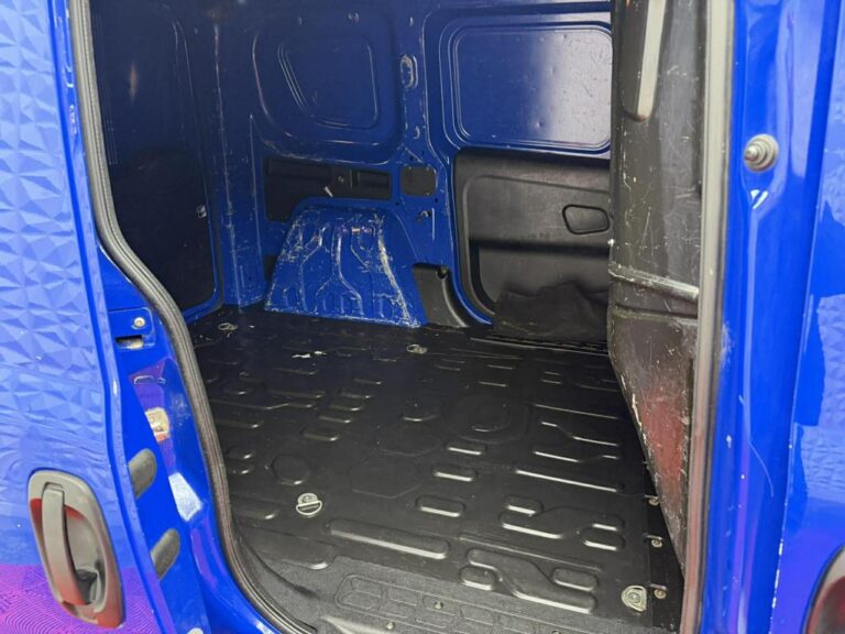 Fiat Doblo Cargo Fourgon 1.6 MJTD 16V 105 CV - Image 11 (July 7, 2026)
