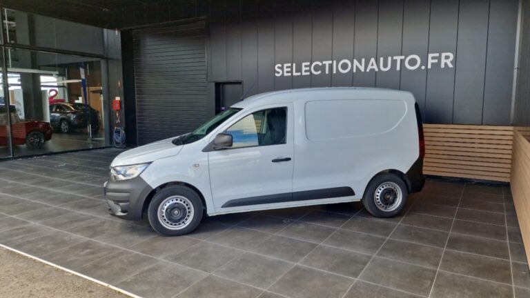 Renault Express Van BLUE DCI 95 – 22 CONFORT - Image 02 (July 7, 2026)