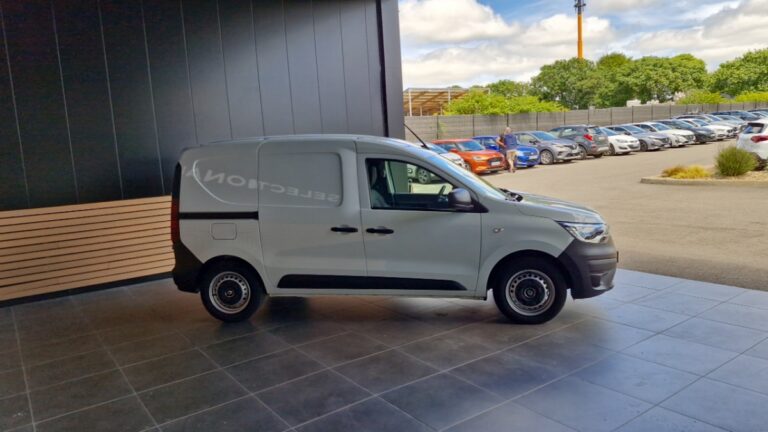 Renault Express Van BLUE DCI 95 – 22 CONFORT - Image 05 (July 7, 2026)