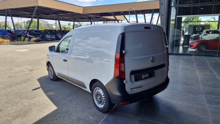 Renault Express Van BLUE DCI 95 – 22 CONFORT - Image 08 (July 7, 2026)