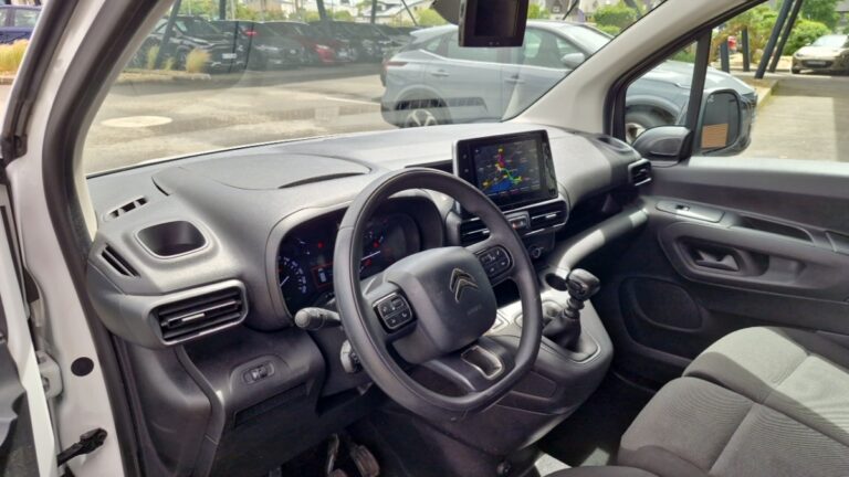 Citroën Berlingo VAN XL 950 BLUEHDI 100 SS BVM6 DRIVER - Image 13 (July 7, 2026)