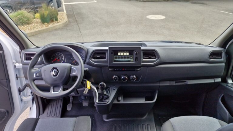 Renault Master FOURGON trac f3500 blue dci 165 grand confort - Image 13 (July 7, 2026)